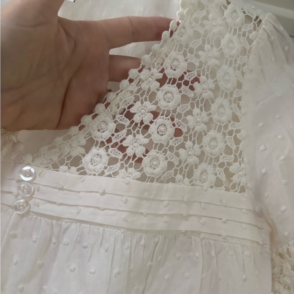 Ultra Pink Cream Lace Blouse - Picture 4 of 6